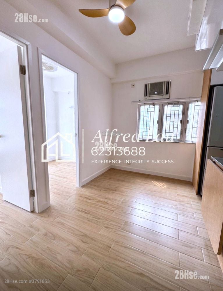 鸿威大厦 售盘 2 房 , 1 浴室 306 平方尺