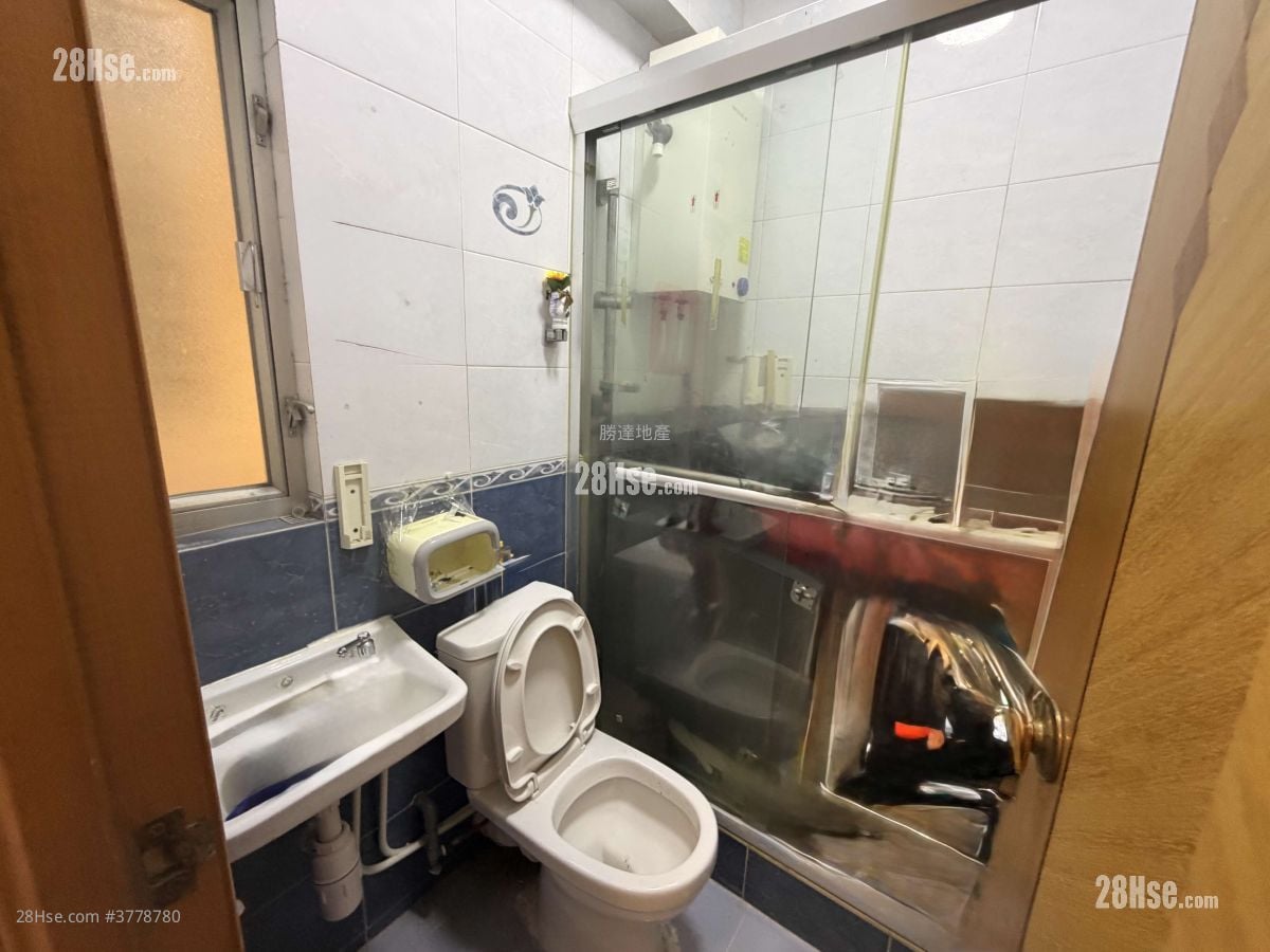 金都中心 租盘 2 房 , 1 浴室 301 平方尺