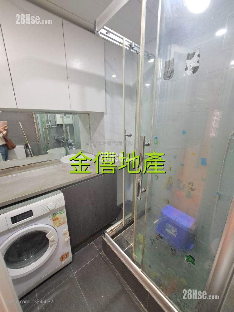 鸿威大厦 售盘 2 房 , 1 浴室 306 平方尺