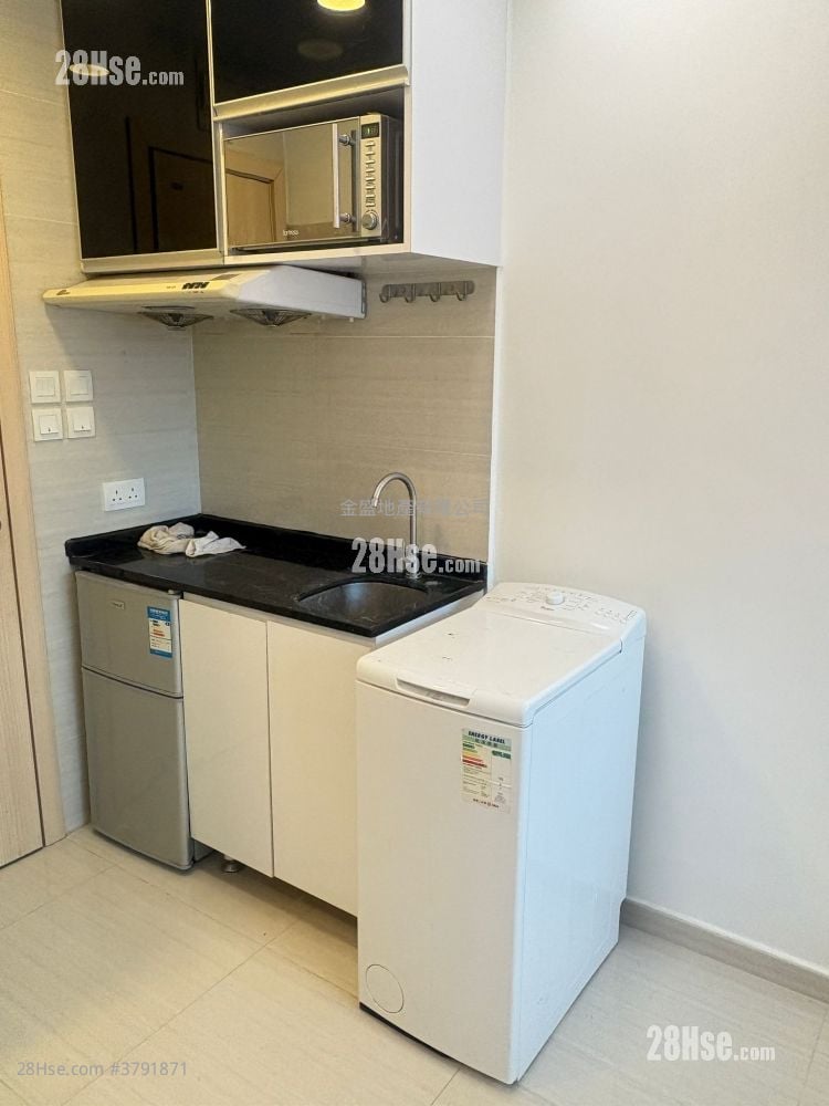 Chinese Mansion Rental 1 Bathroom 180 ft²