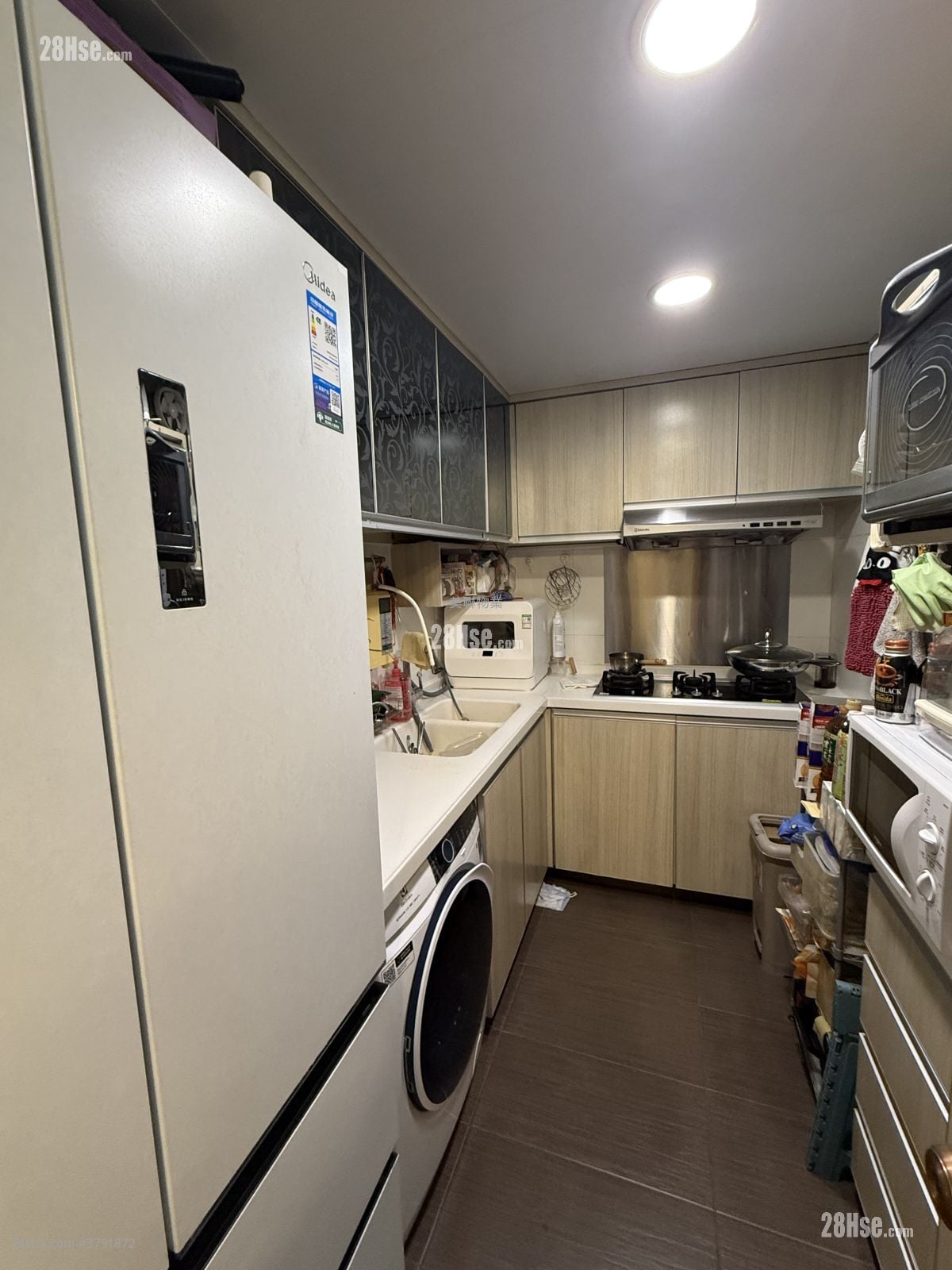 Vista Paradiso Sell 3 Bedrooms , 2 Bathrooms 733 ft²