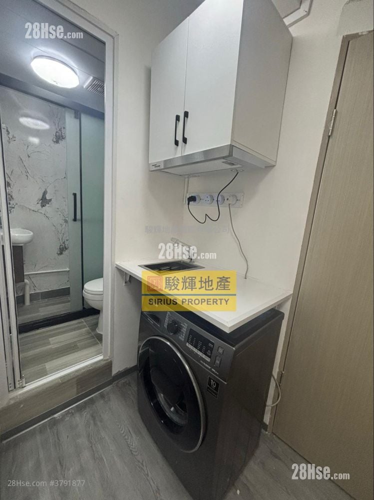 Percival House Rental 1 Bedroom , 1 Bathroom 150 ft²