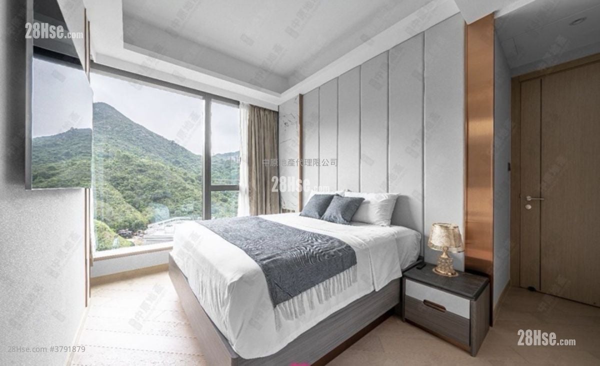 珑珀山 售盘 3 房 1,043 平方尺