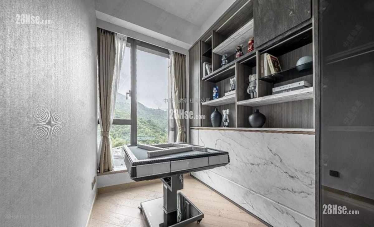 珑珀山 售盘 3 房 1,043 平方尺