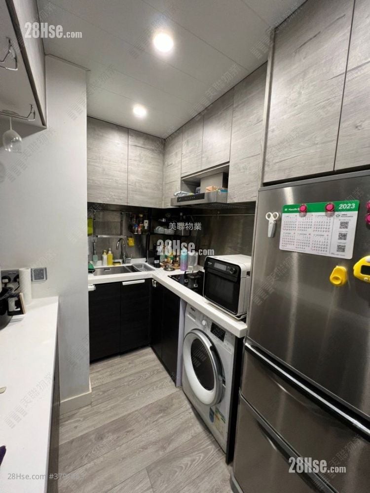 Tai Hing Gardens Sell 2 Bedrooms 428 ft²