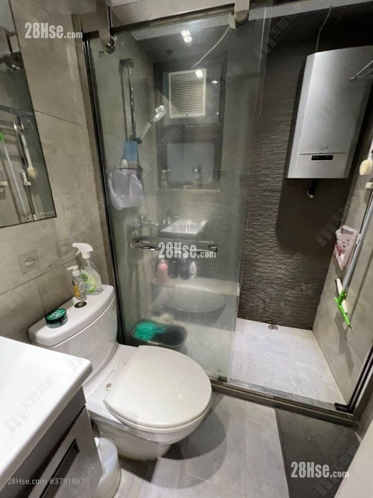 Tai Hing Gardens Sell 2 Bedrooms 428 ft²