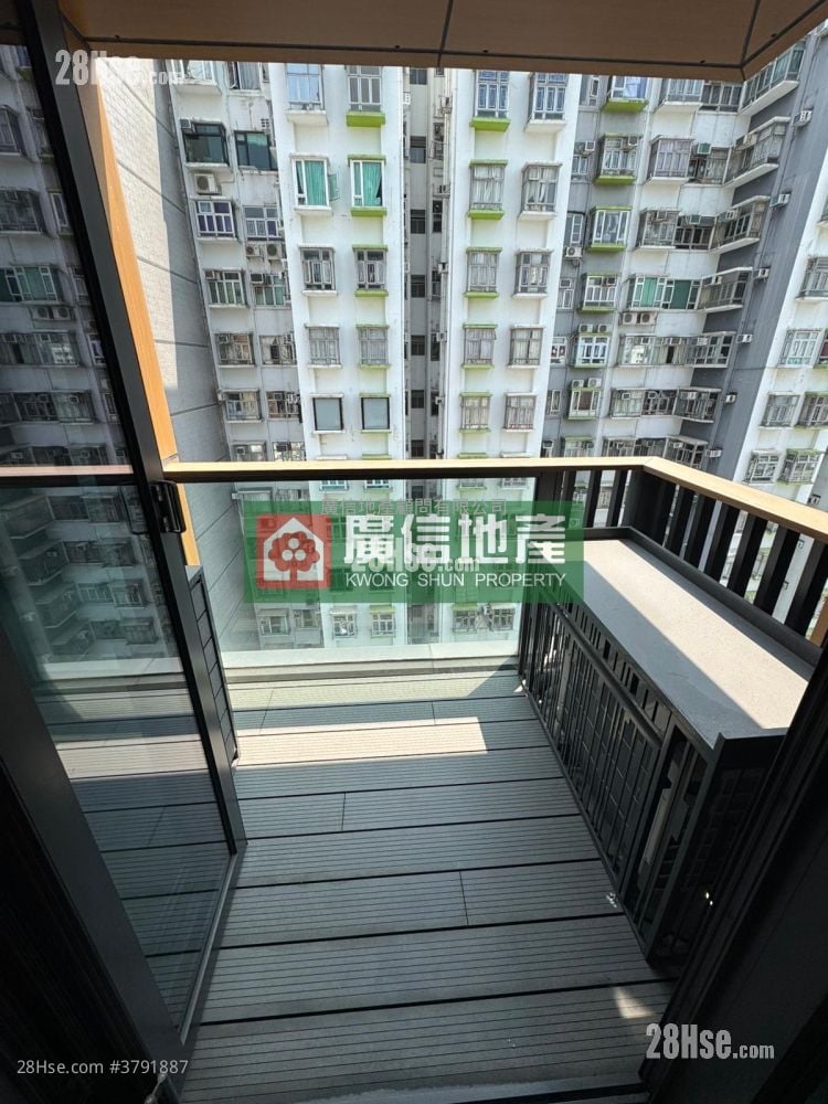 Soyo Rental Studio , 1 Bathroom 152 ft²