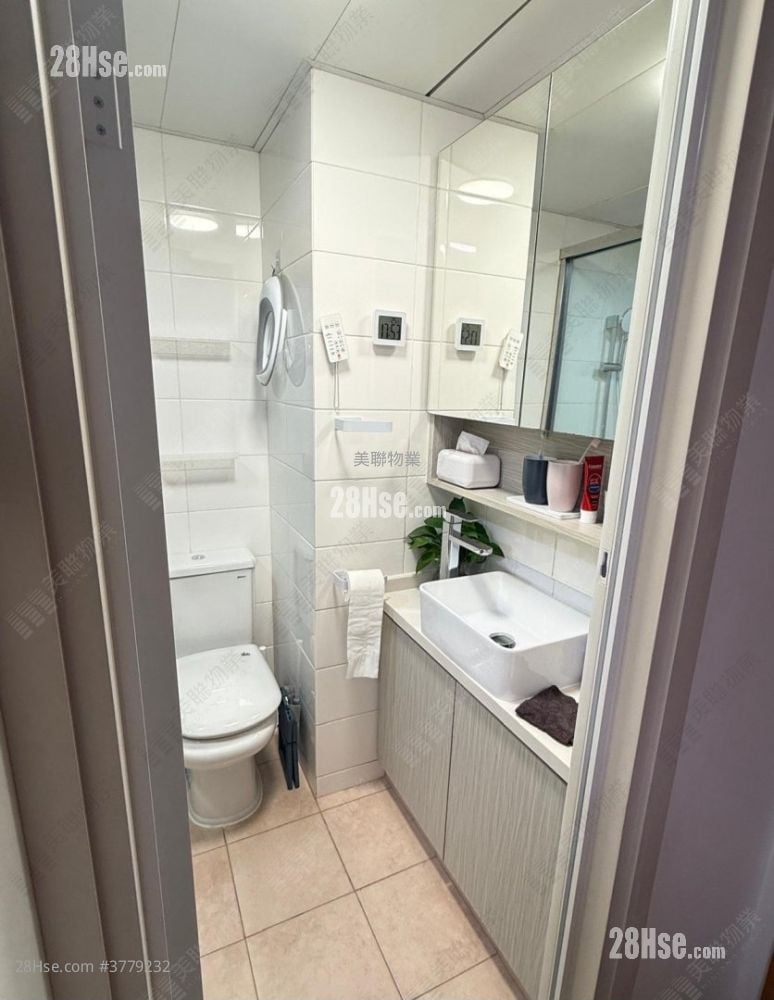 The Sherwood Sell 2 Bedrooms , 1 Bathroom 412 ft²