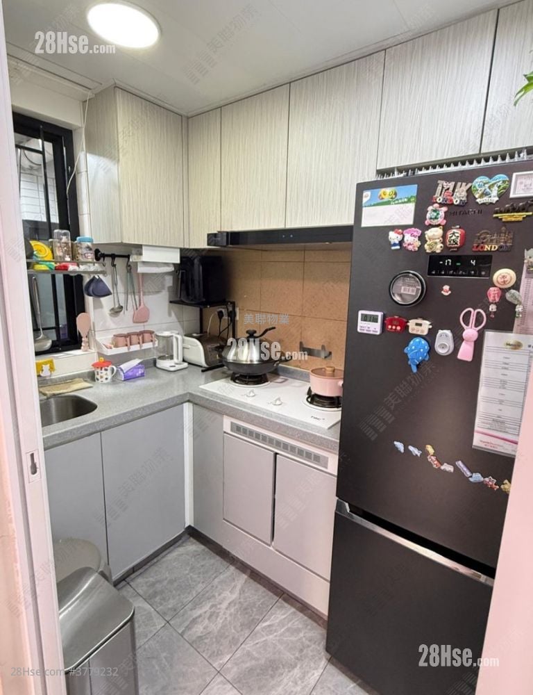 The Sherwood Sell 2 Bedrooms , 1 Bathroom 412 ft²