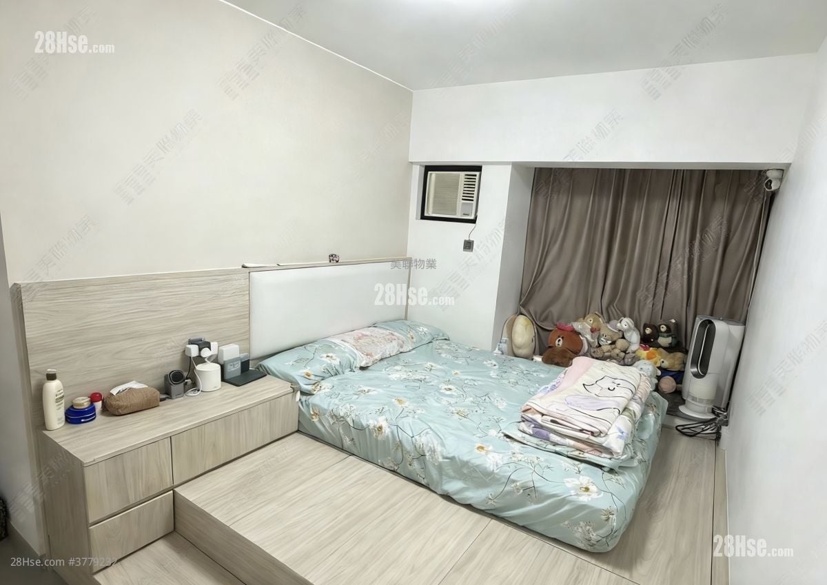 The Sherwood Sell 2 Bedrooms , 1 Bathroom 412 ft²