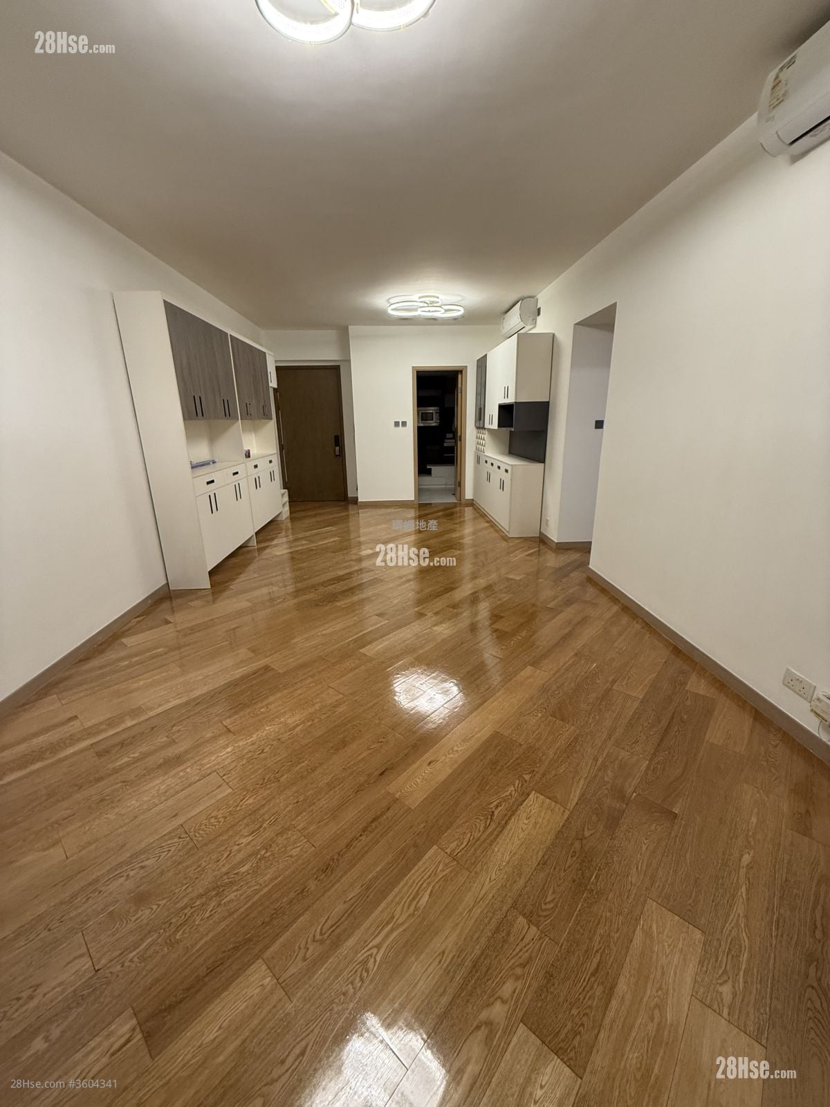 The Visionary Rental 4 Bedrooms , 4 Bathrooms 1,377 ft²