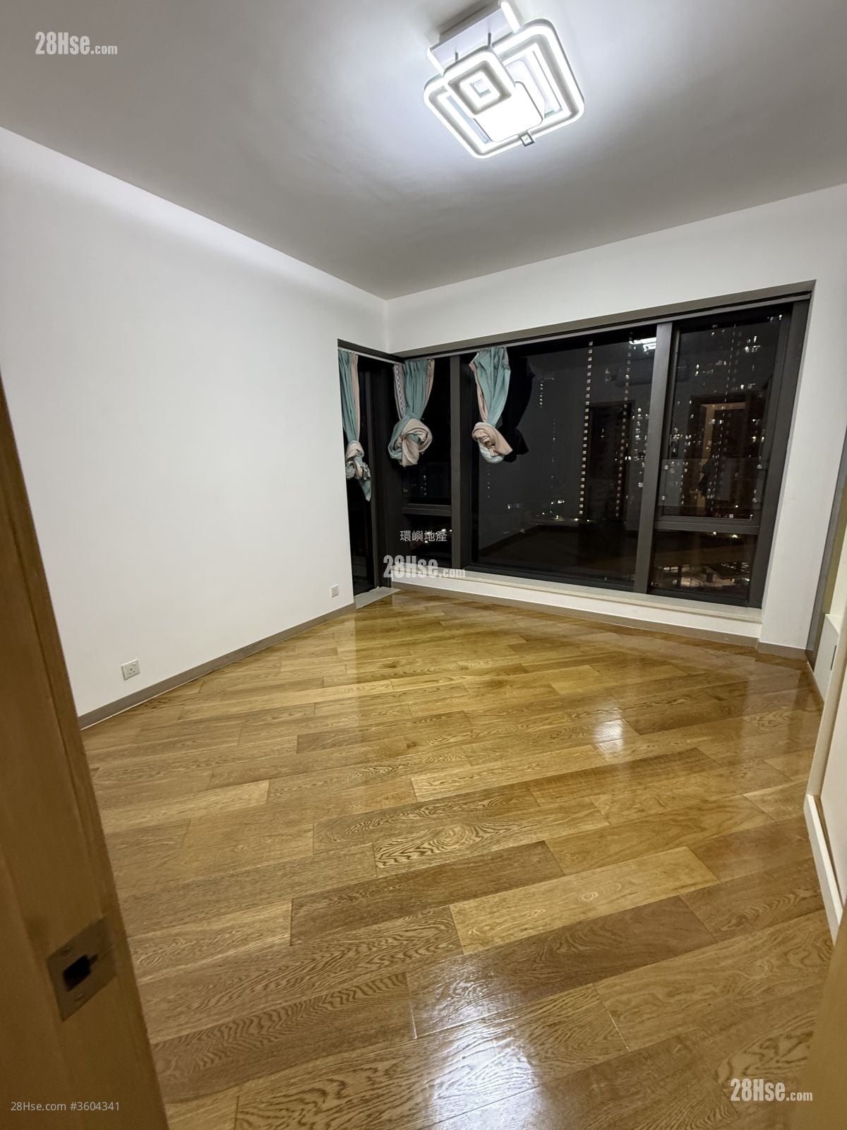 The Visionary Rental 4 Bedrooms , 4 Bathrooms 1,377 ft²