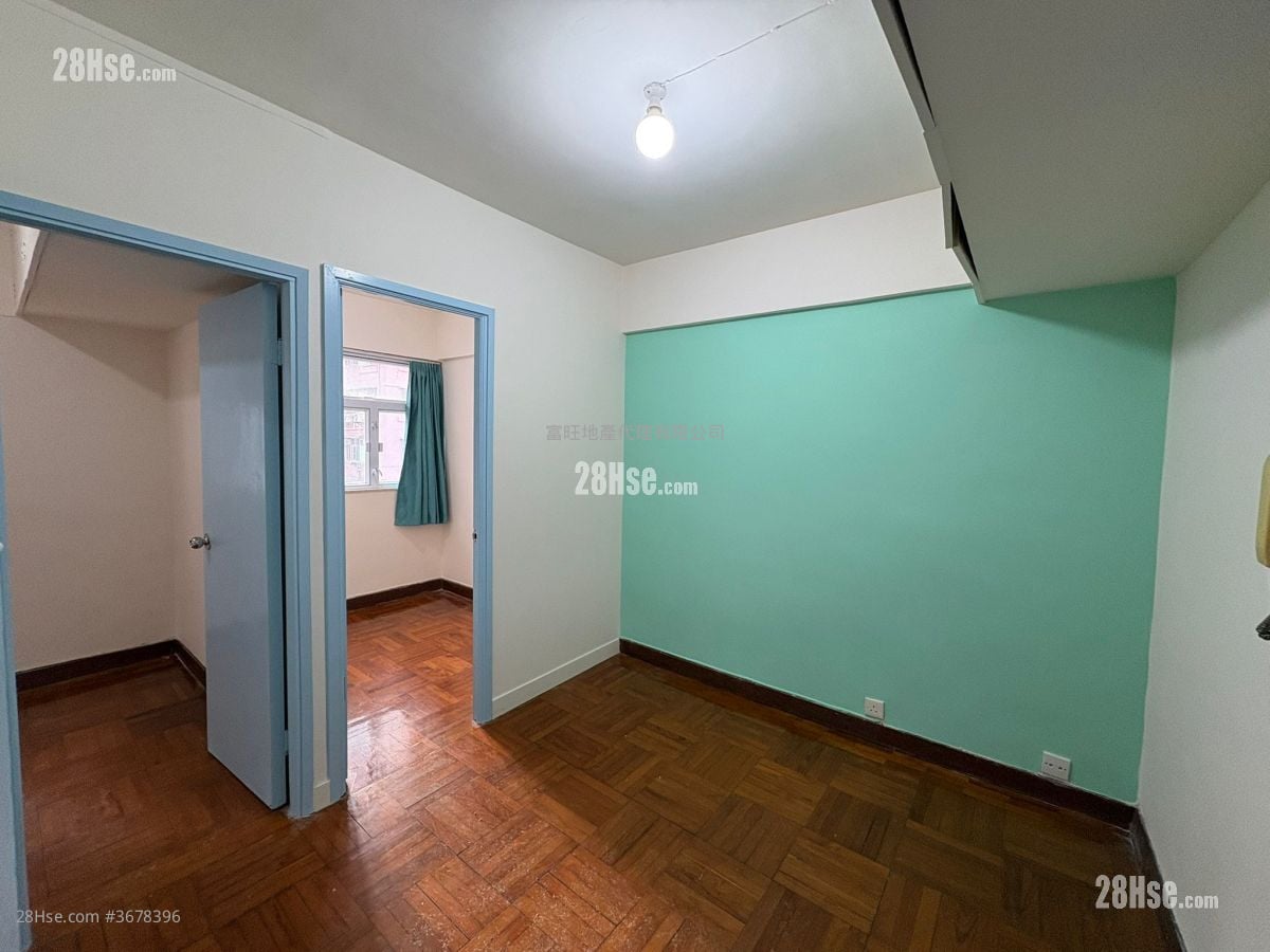 威发大厦 租盘 2 房 , 1 浴室 259 平方尺