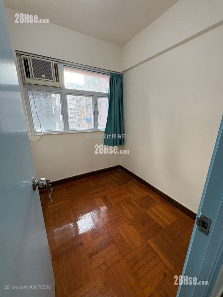 威发大厦 租盘 2 房 , 1 浴室 259 平方尺