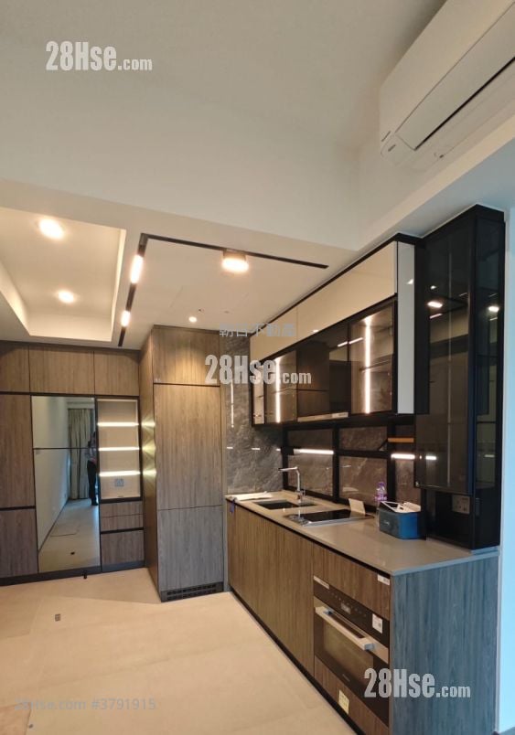 Cullinan Sky Rental 437 ft²