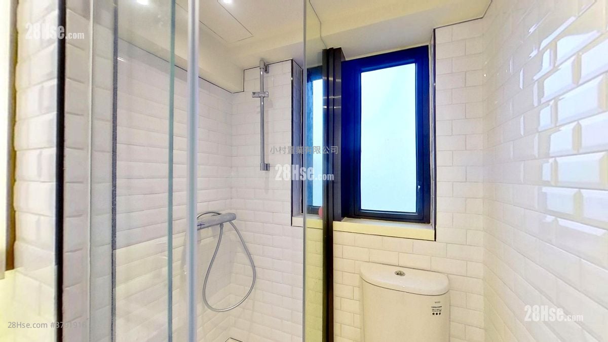 浴室: Star Studios 租盘 开放式间隔 , 1 浴室 228 平方尺