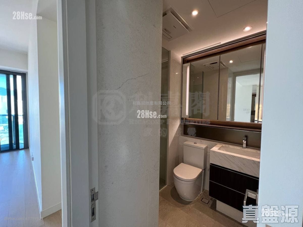 Oasis Kai Tak Rental Studio , 1 Bathroom 294 ft²