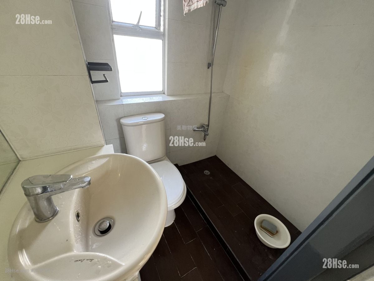 Shatin Centre Rental 2 Bedrooms , 1 Bathroom 301 ft²