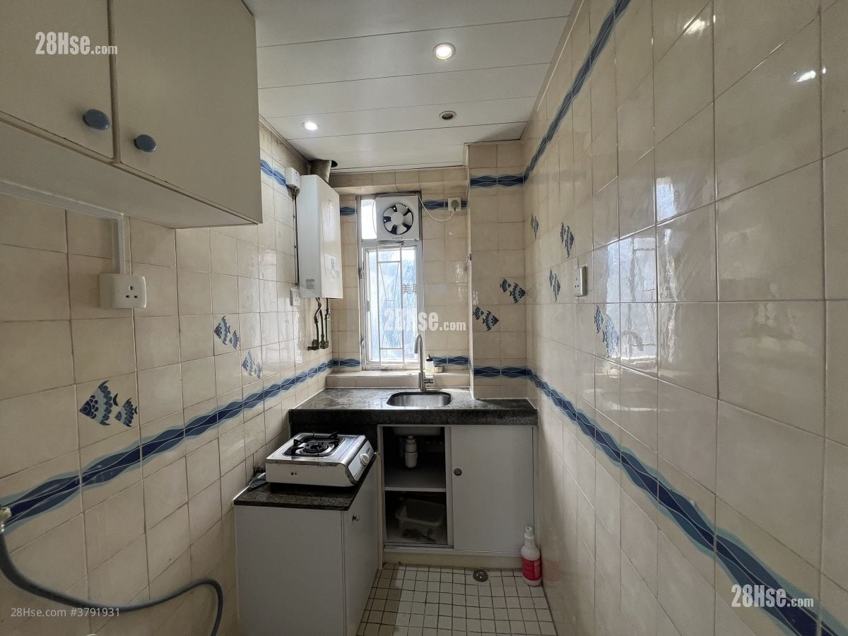 Shatin Centre Rental 2 Bedrooms , 1 Bathroom 301 ft²