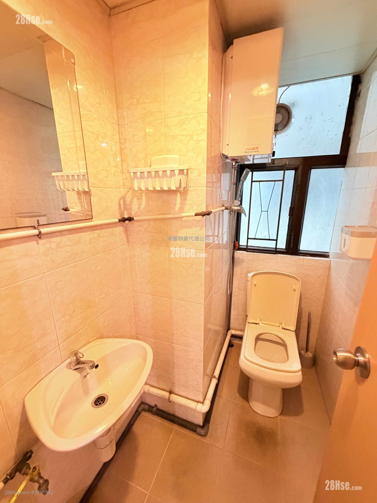 香港工业中心 租盘 开放式间隔 , 1 厕所 656 平方尺