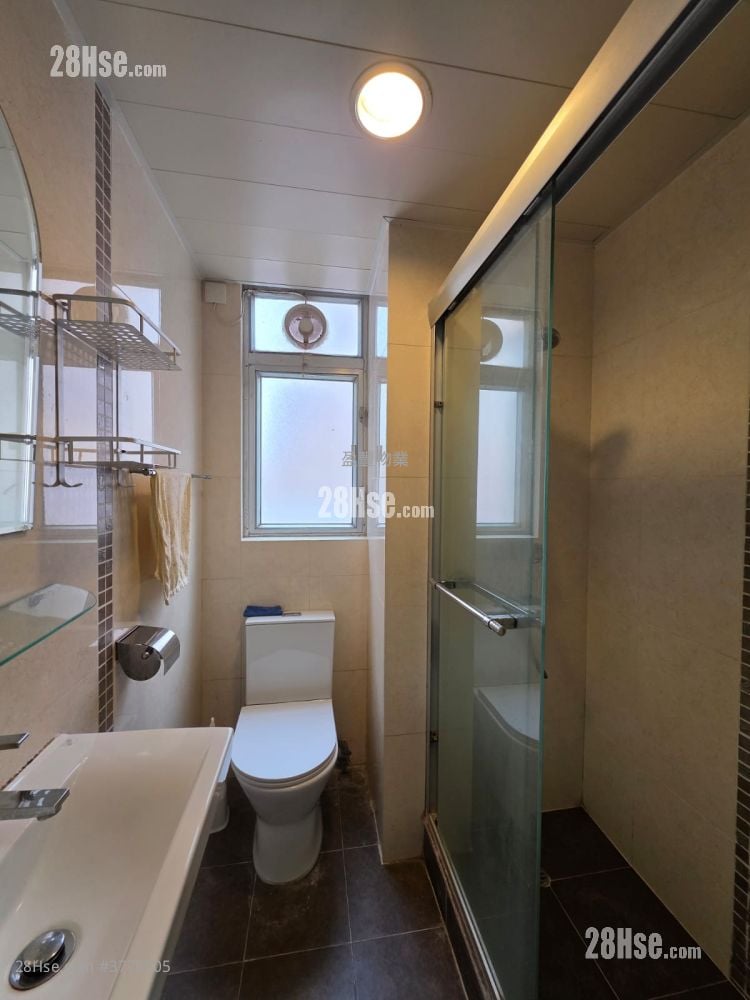 富苑 租盘 开放式间隔 , 1 浴室 246 平方尺