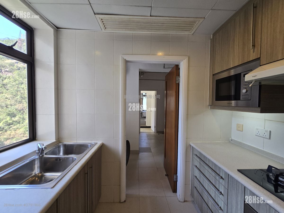 竹林苑 租盘 3 房 , 2 浴室 1,442 平方尺