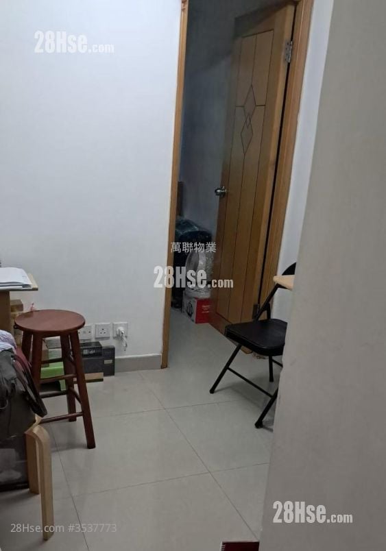 美景楼2期 售盘 3 房 , 3 浴室 450 平方尺