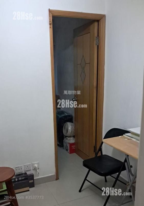 美景楼2期 售盘 3 房 , 3 浴室 450 平方尺