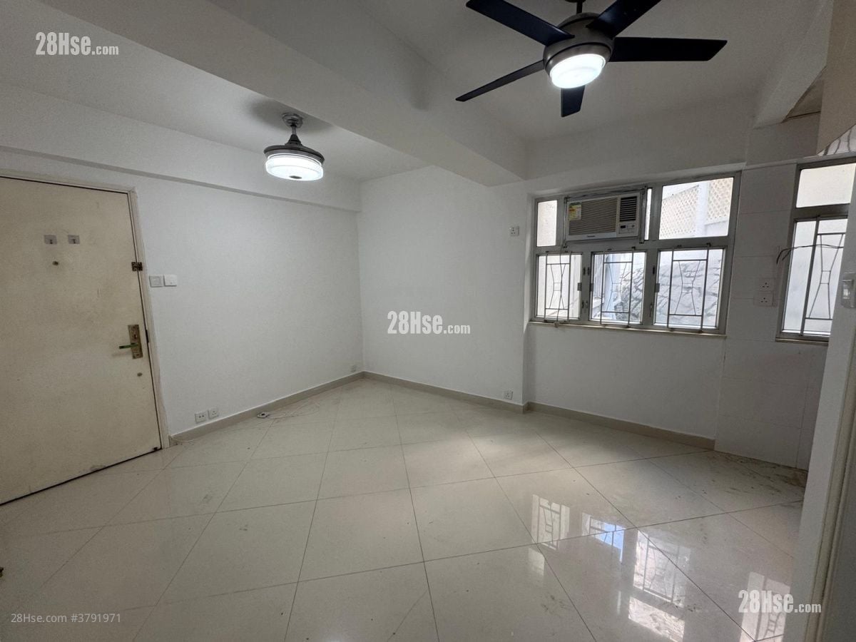 Whampoa Estate Sell 2 Bedrooms , 1 Bathroom 374 ft²