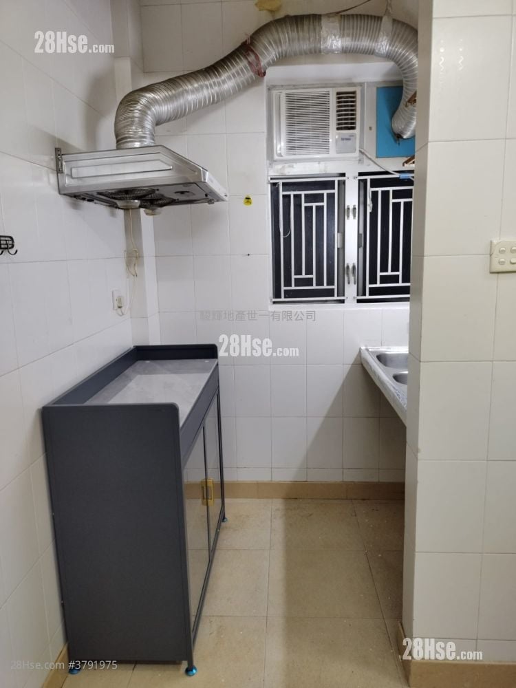 福乐大厦 租盘 2 房 415 平方尺