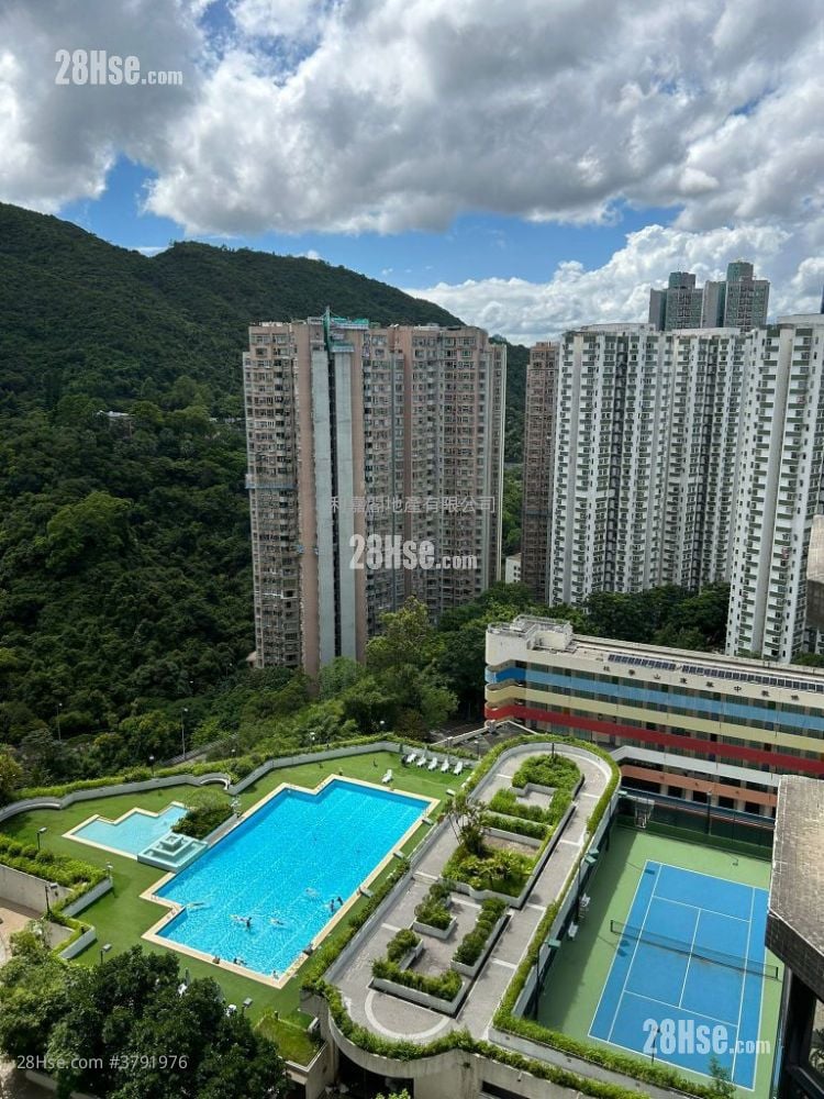 康怡花园 售盘 3 房 , 1 浴室 594 平方尺