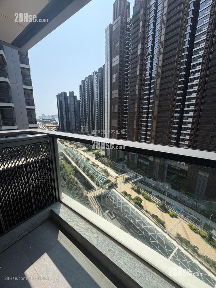 Double Coast 租盘 1 房 , 1 浴室 320 平方尺