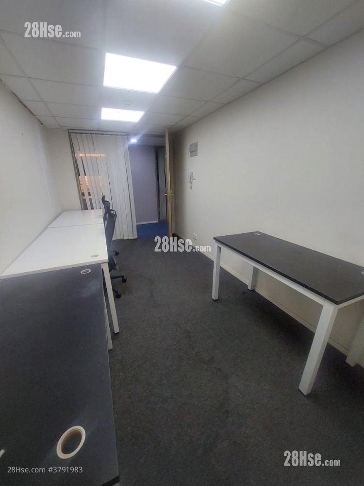 东祥工厂大厦 租盘 140 平方尺