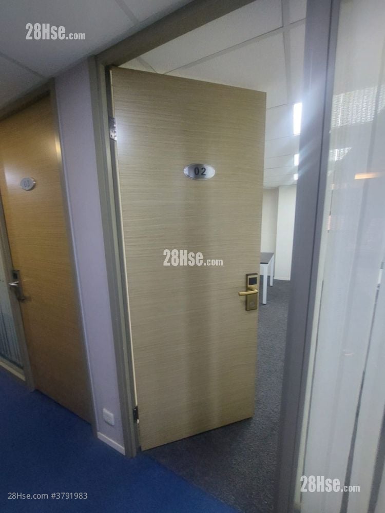 东祥工厂大厦 租盘 140 平方尺