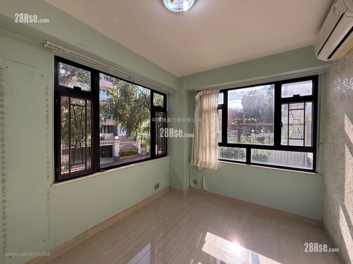 Peony Garden Sell 4 Bedrooms , 3 Bathrooms 1,346 ft²