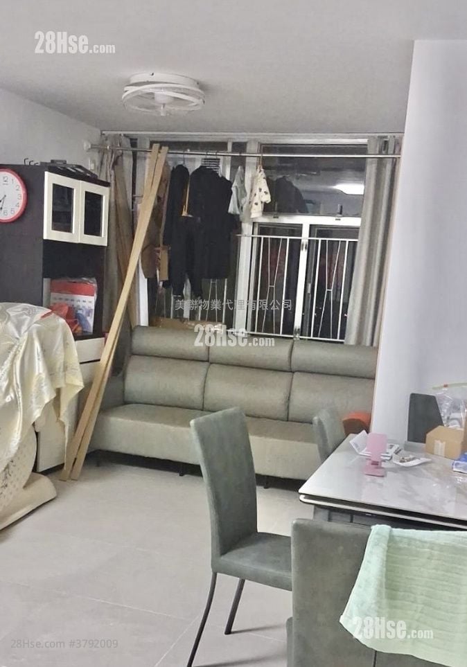 Ka Shing Court Sell 1 Bedroom , 1 Bathroom 541 ft²