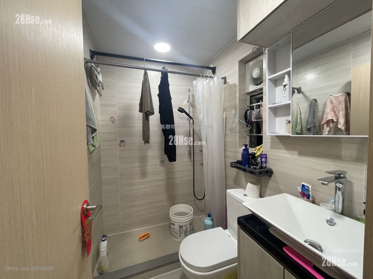 Ka Shing Court Sell 1 Bedroom , 1 Bathroom 541 ft²