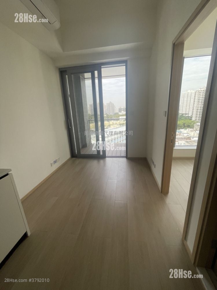 Nexus Grand Sell 1 Bedroom 289 ft²