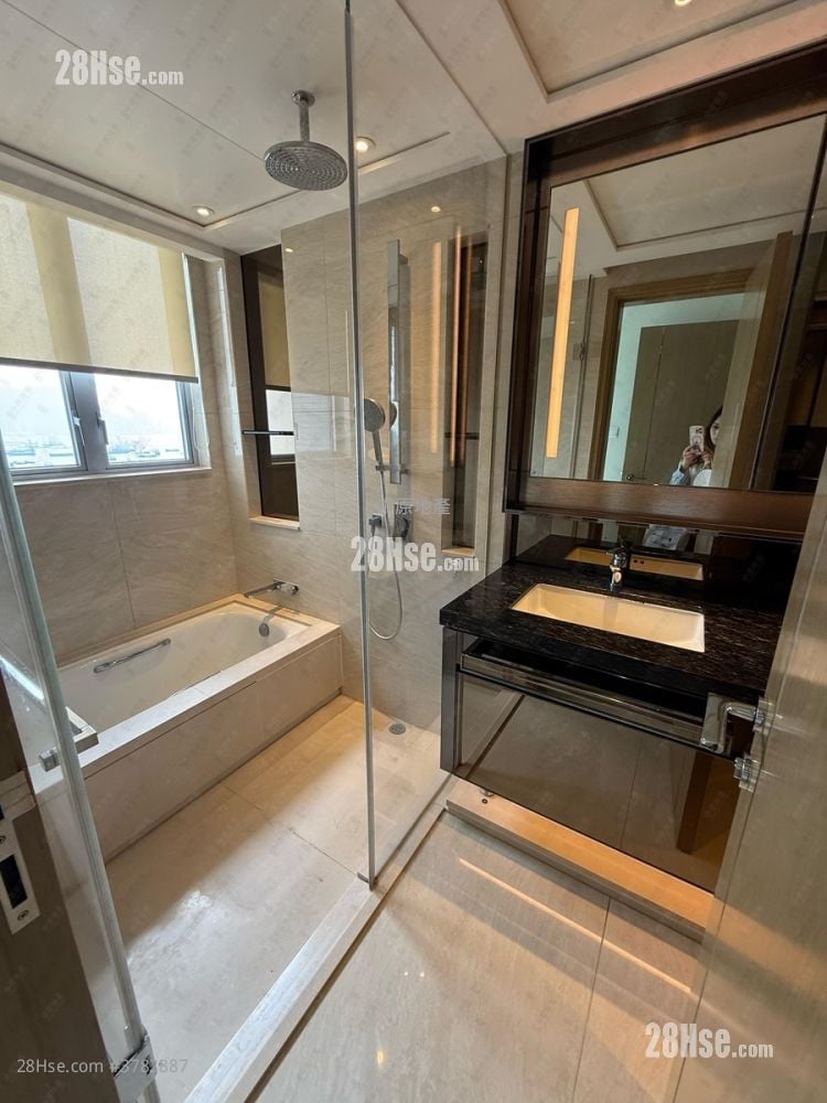 Cullinan West Sell 4 Bedrooms , 2 Bathrooms 1,221 ft²