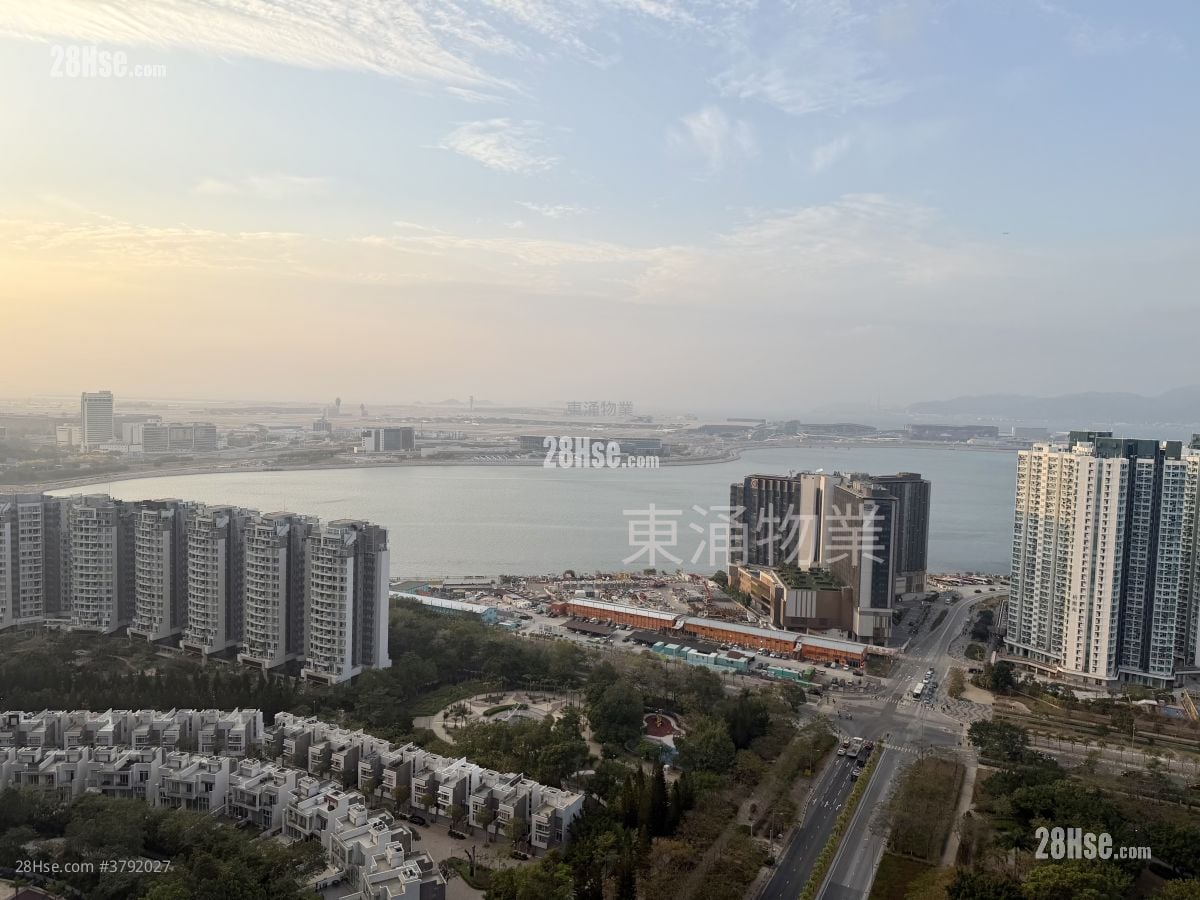 Caribbean Coast Sell 3 Bedrooms , 2 Bathrooms 756 ft²