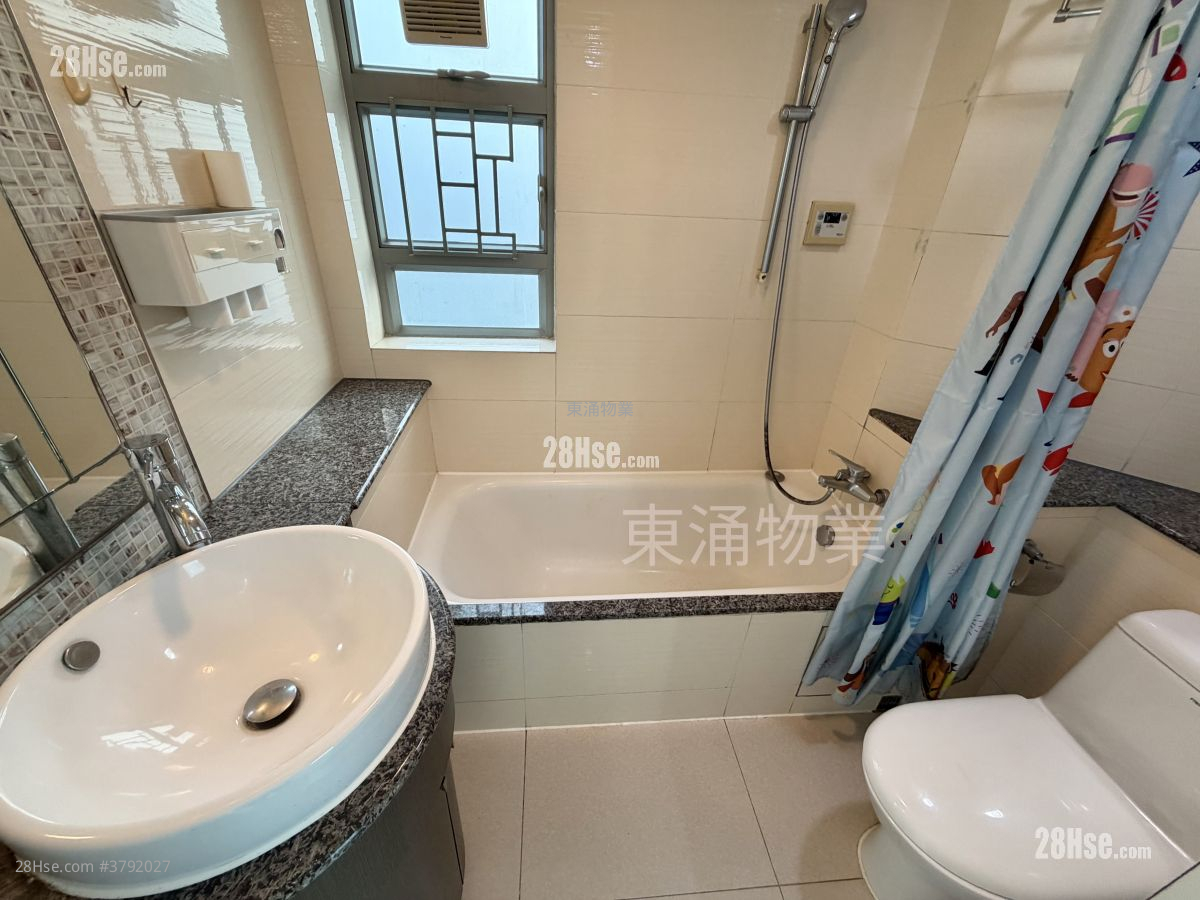 Caribbean Coast Sell 3 Bedrooms , 2 Bathrooms 756 ft²