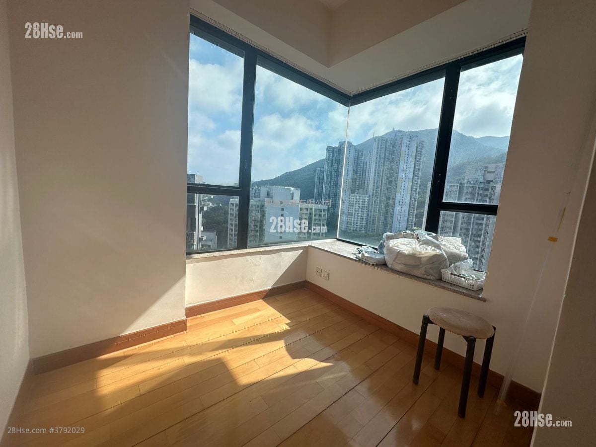 The Oakridge Rental 2 Bedrooms , 1 Bathroom 423 ft²