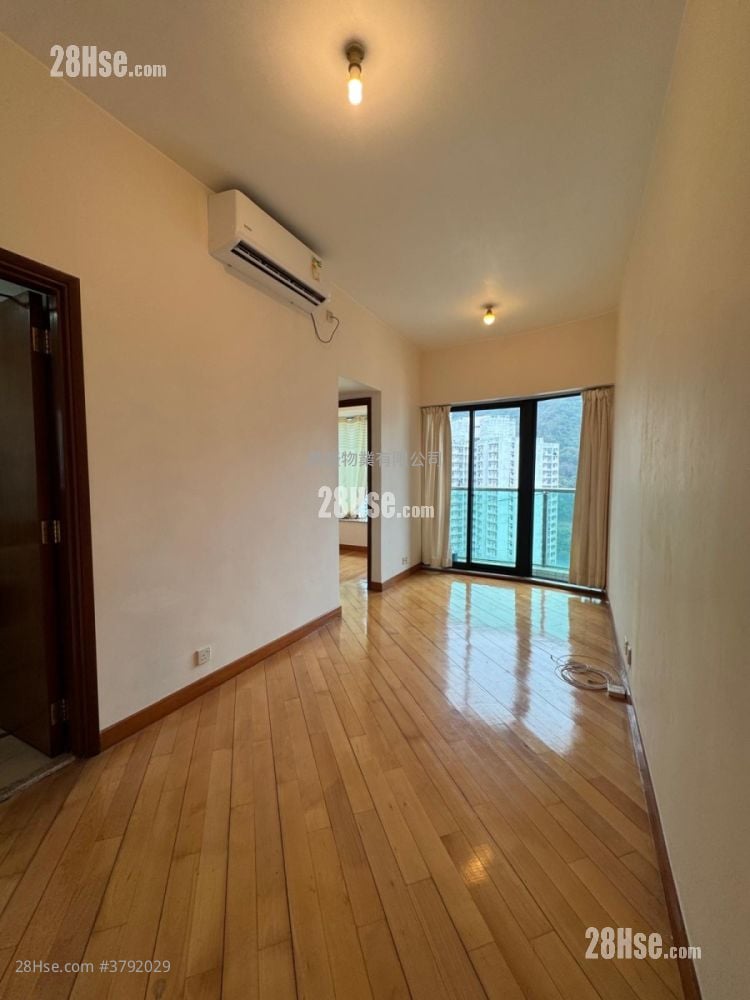 The Oakridge Rental 2 Bedrooms , 1 Bathroom 423 ft²