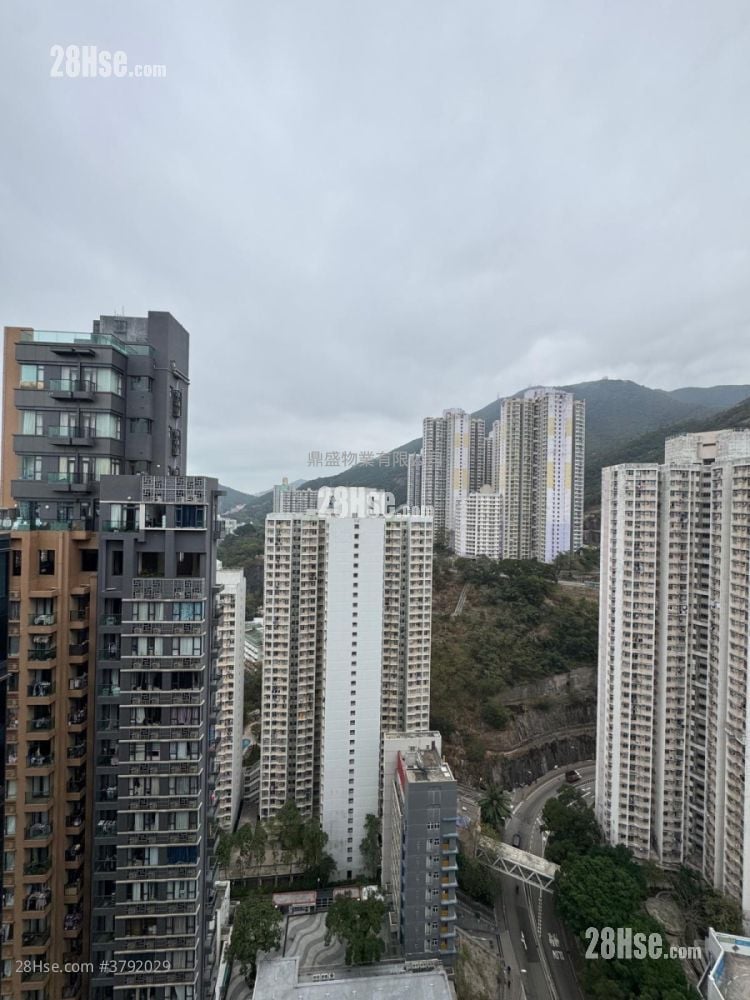 The Oakridge Rental 2 Bedrooms , 1 Bathroom 423 ft²