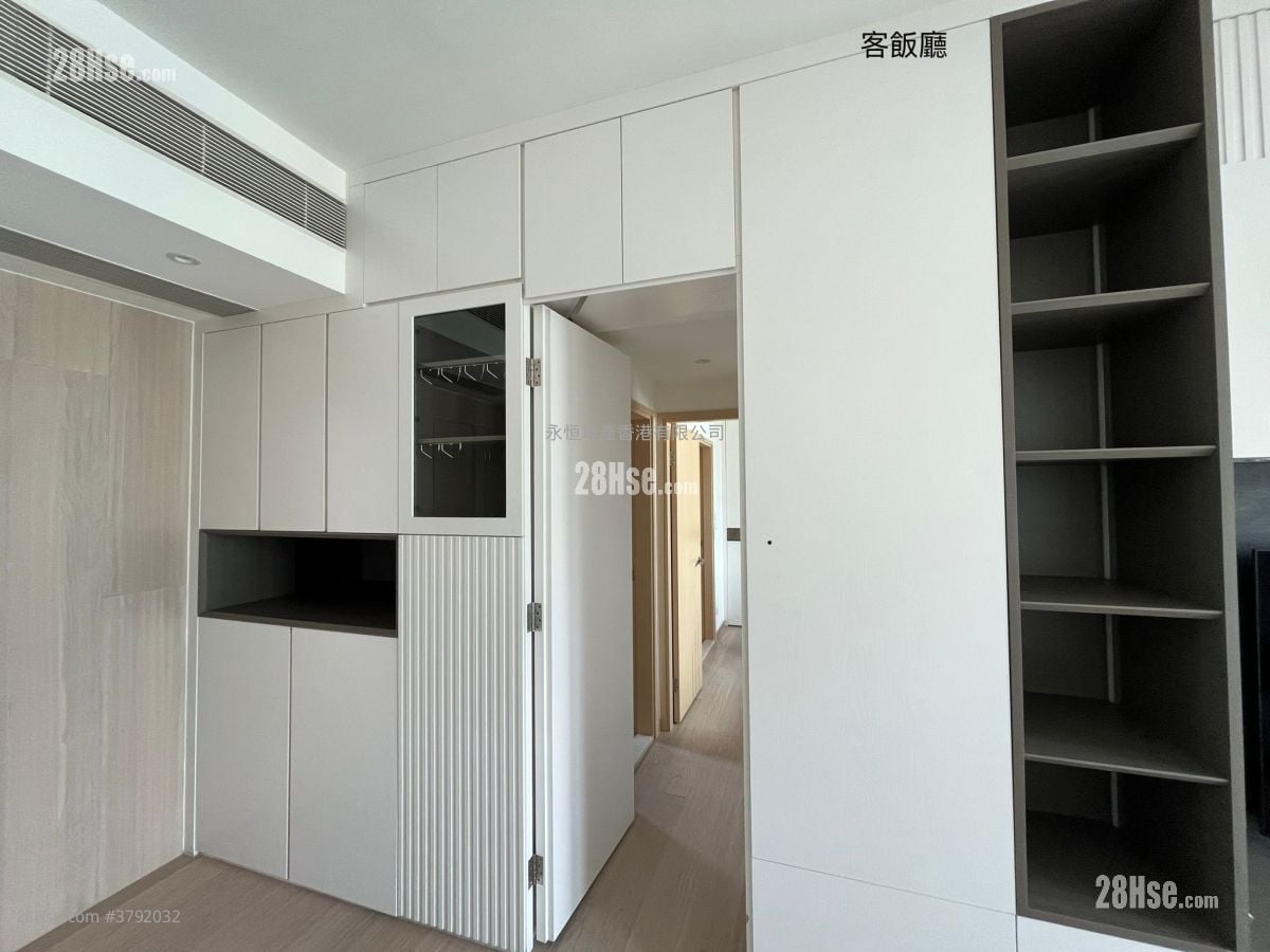 晓峯 售盘 3 房 , 2 浴室 694 平方尺