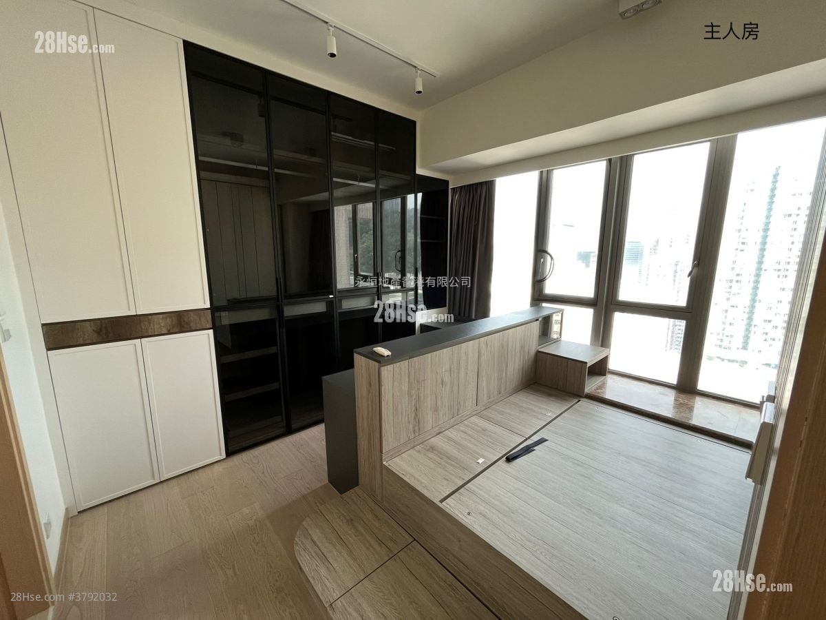 晓峯 售盘 3 房 , 2 浴室 694 平方尺