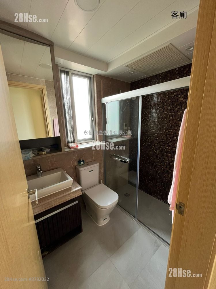 晓峯 售盘 3 房 , 2 浴室 694 平方尺