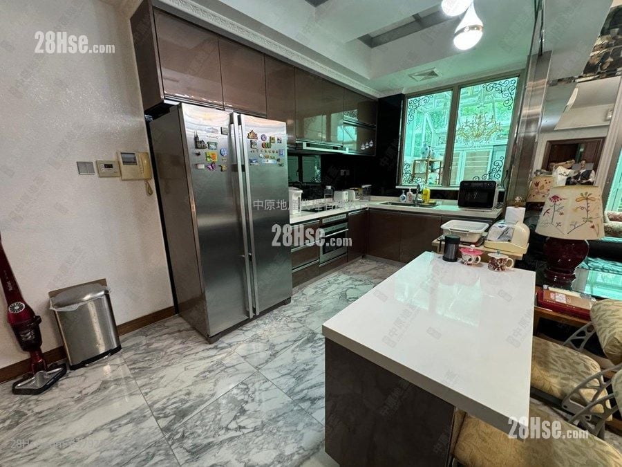 Casa Marina Sell 3 Bedrooms 1,425 ft²