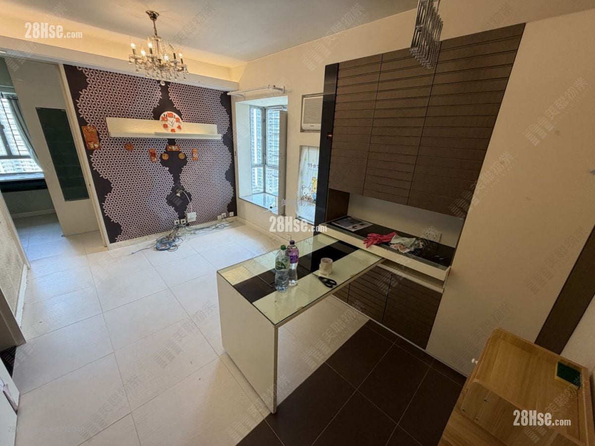 Blossom Garden Sell 415 ft²