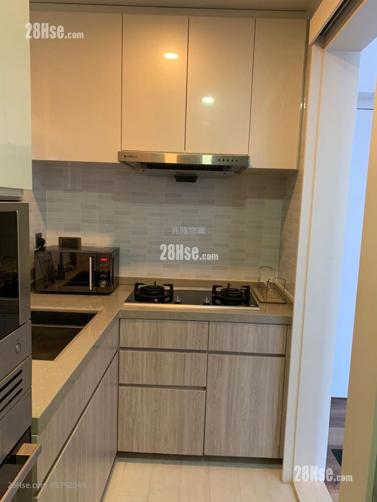 慧云峰 租盘 1 房 , 2 浴室 744 平方尺